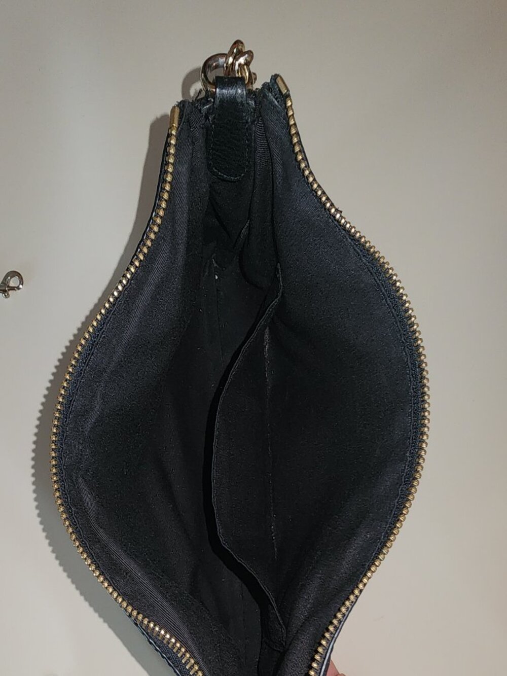 Coach Black Pebble Gold Hardware Cross Body Bag - Picture 6 of 7